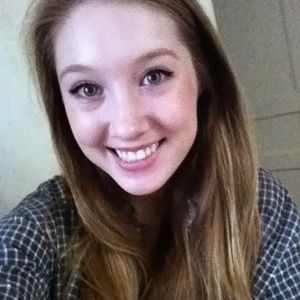 Meet your Posher, Savannah